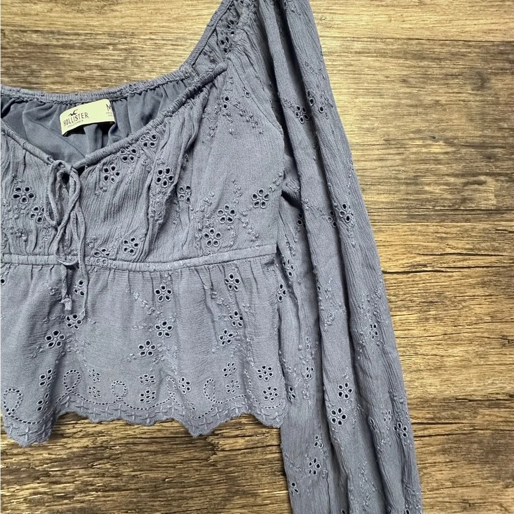 Hollister this cropped